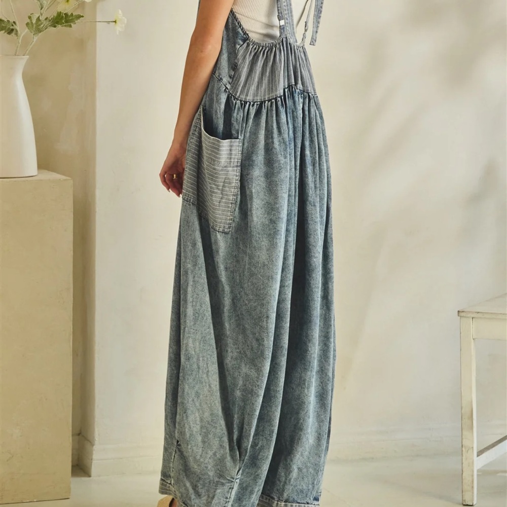 💕Oli & Hali Women's Blue Denim Jumpsuit - Picture 9 of 11